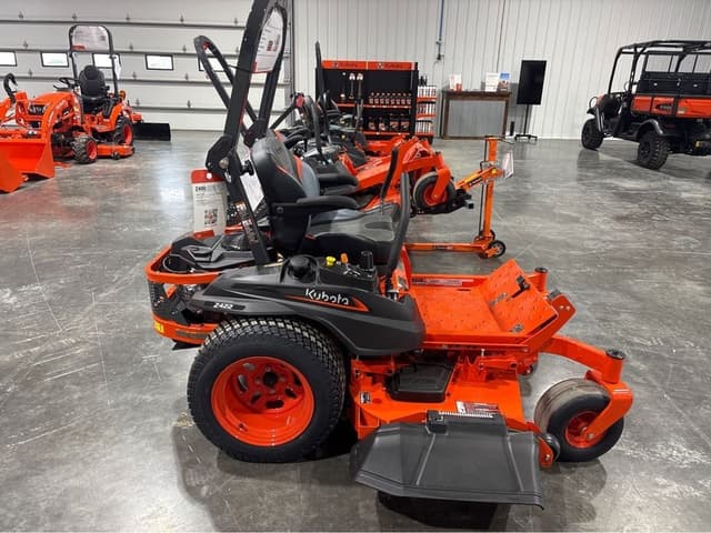 Image of Kubota Z422KWTNC-60 equipment image 4