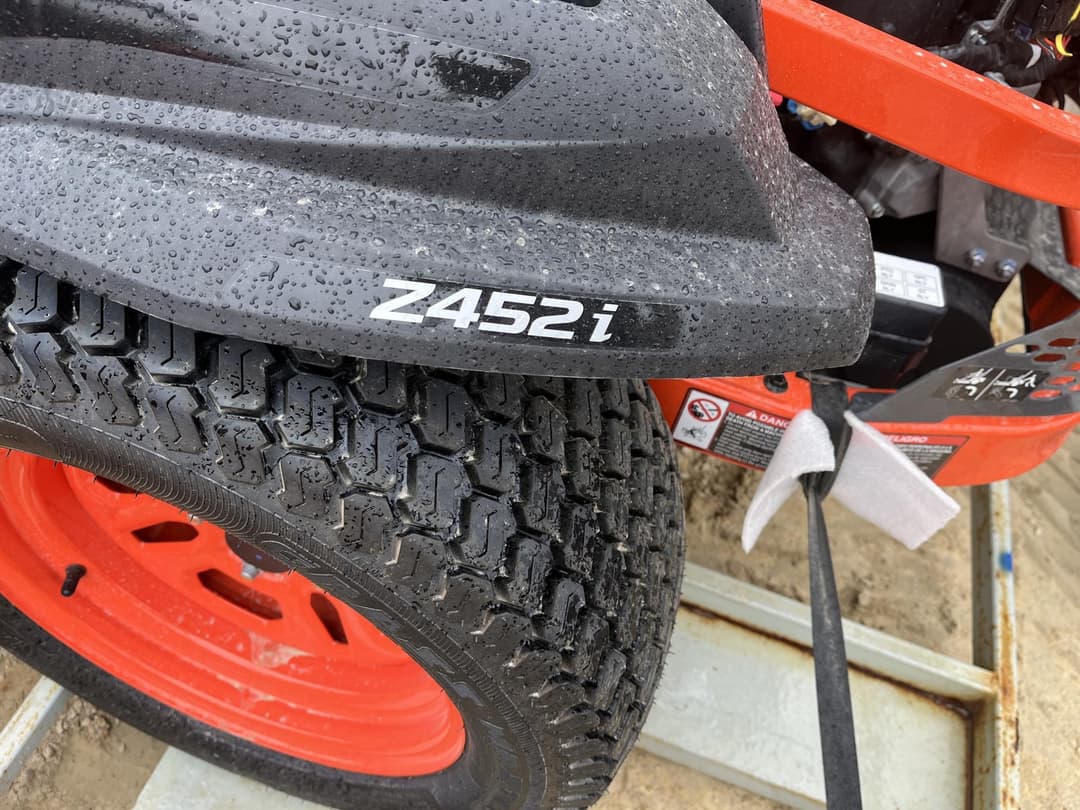 Image of Kubota Z452KWi-54 Image 1