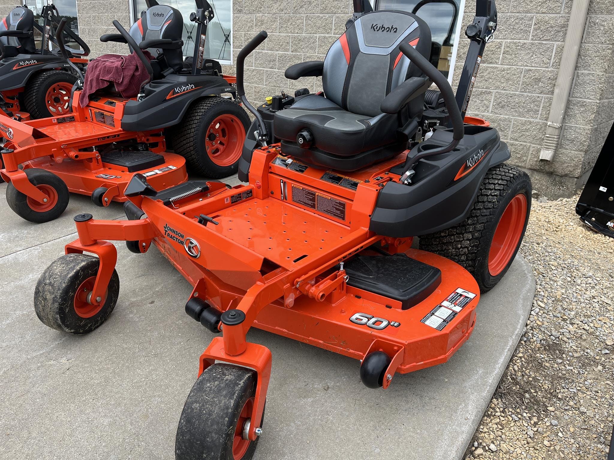 2025 Kubota Z452KWTi-60  Equipment Image0