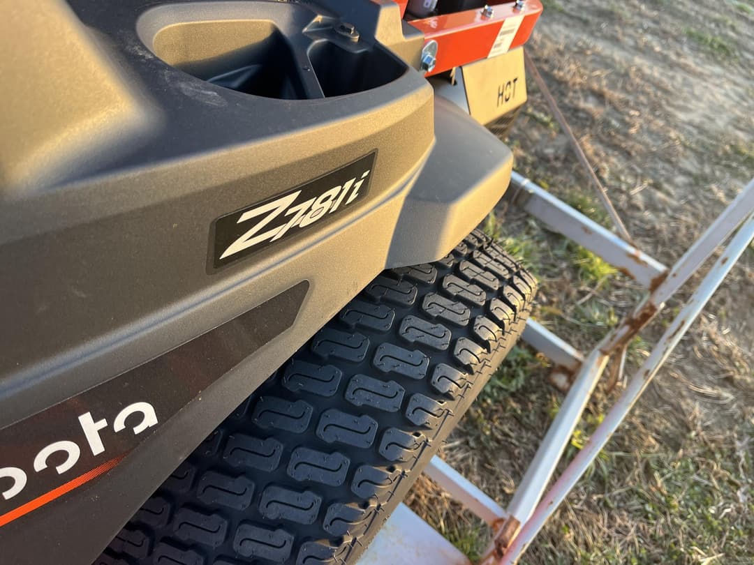 Image of Kubota Z781KWTI-60 Image 1