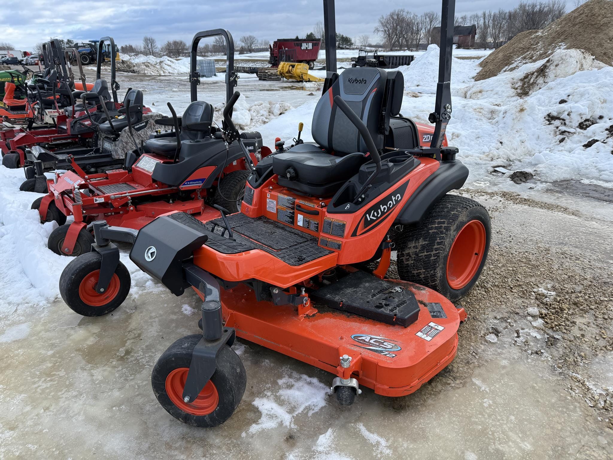 2025 Kubota ZD1211L-3-72 Equipment Image0