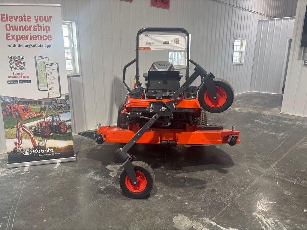 Image of Kubota ZD1211L Primary image