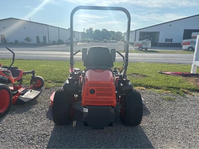 Image of Kubota ZD1211L equipment image 3