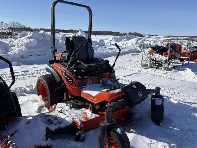 Image of Kubota ZD1211L equipment image 2