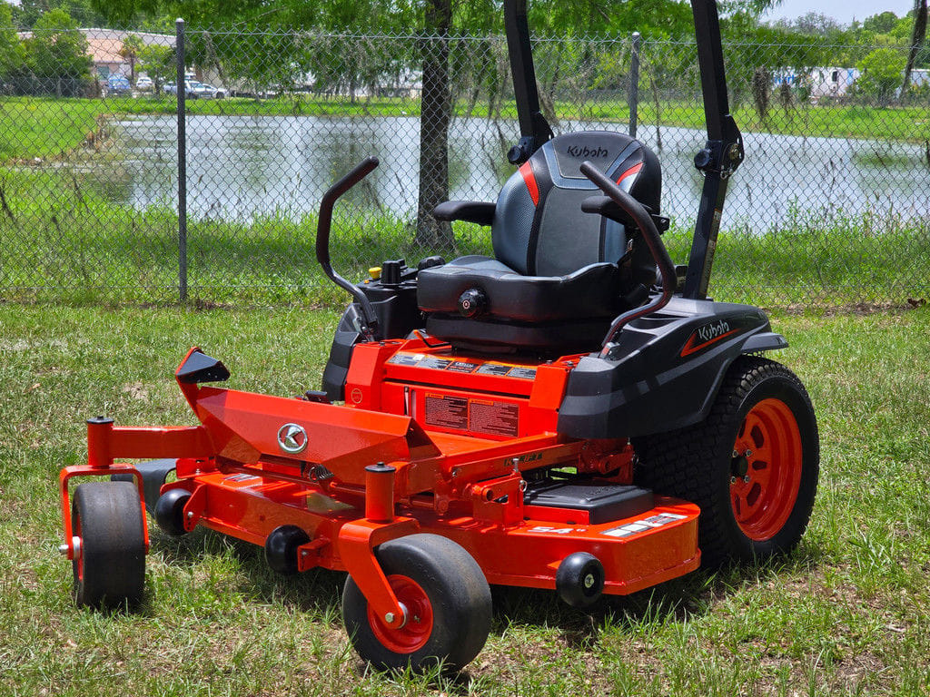 2026 Kubota Z452KWi-54 Equipment Image0
