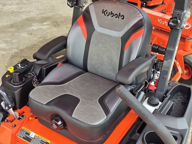 Image of Kubota Z452KWi-54 equipment image 4