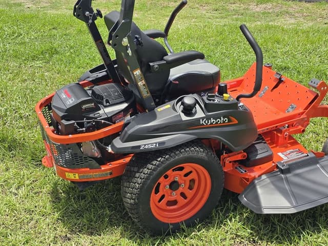 Image of Kubota Z452KWi-54 equipment image 3