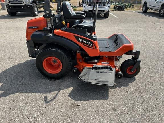 Image of Kubota ZG327 equipment image 3