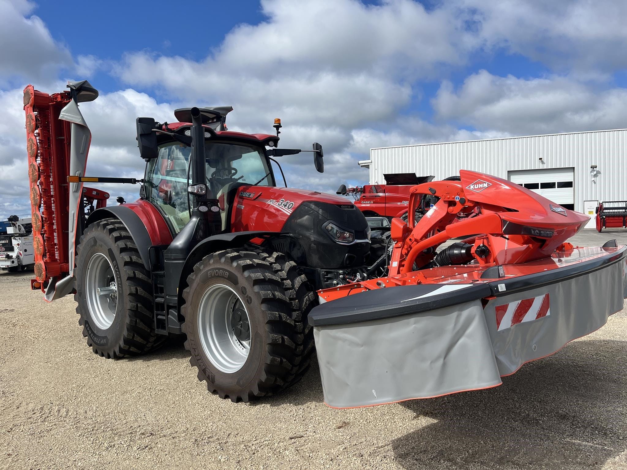 2025 Kuhn FC10030D Equipment Image0