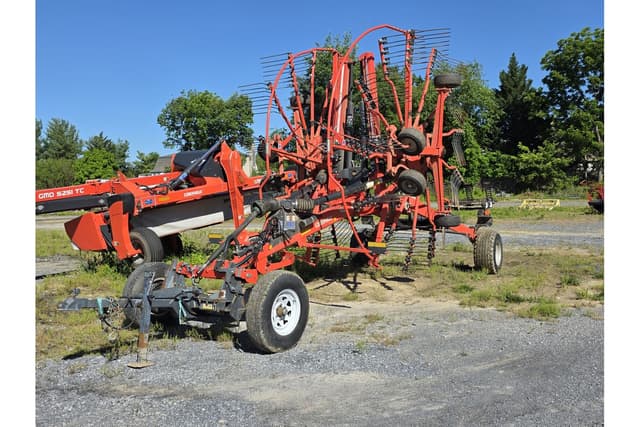 Image of Kuhn GA 8731+ equipment image 1