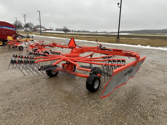 Image of Kuhn GA 4230T equipment image 4