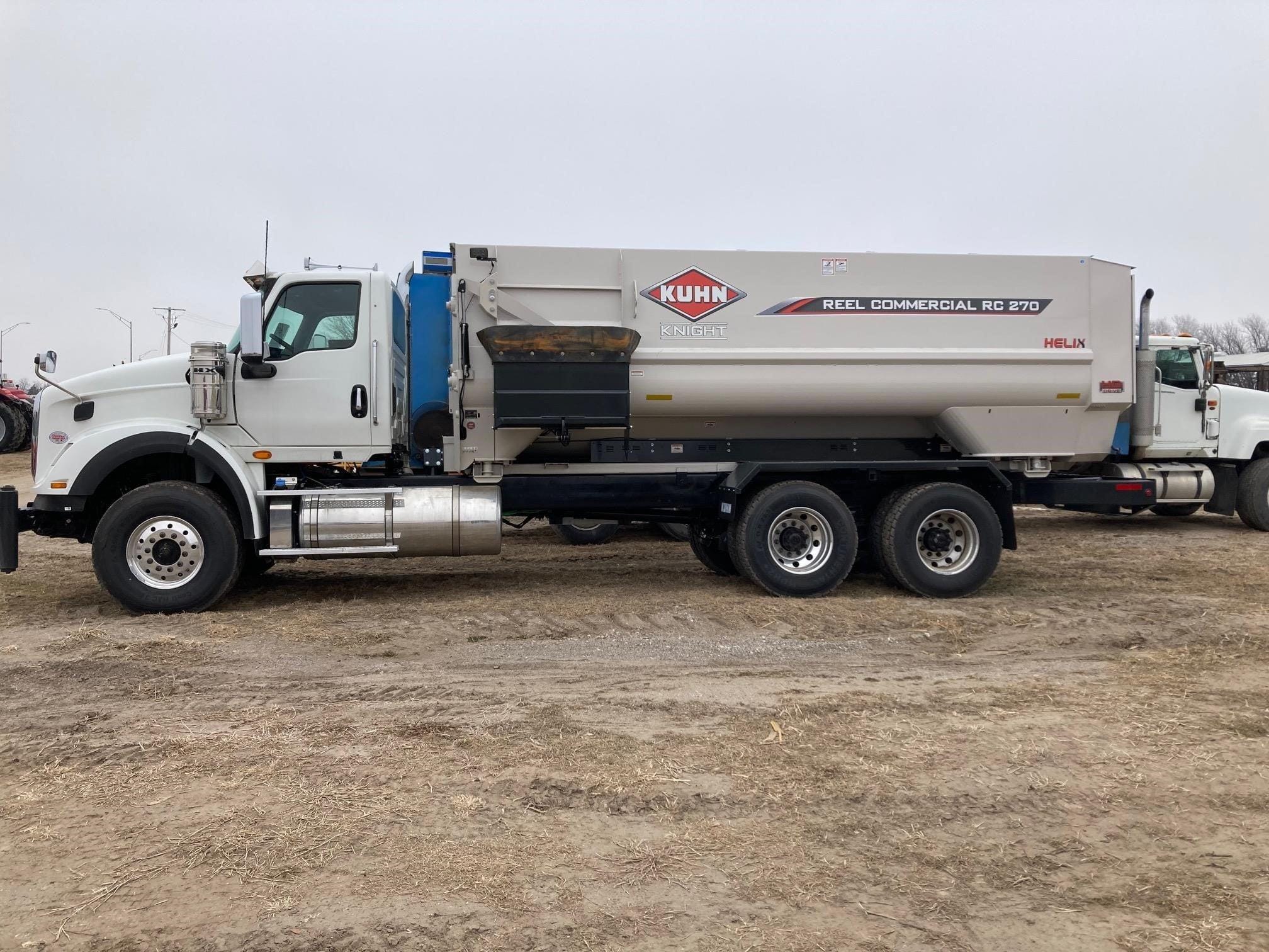 2025 Kuhn Knight RC270 Equipment Image0