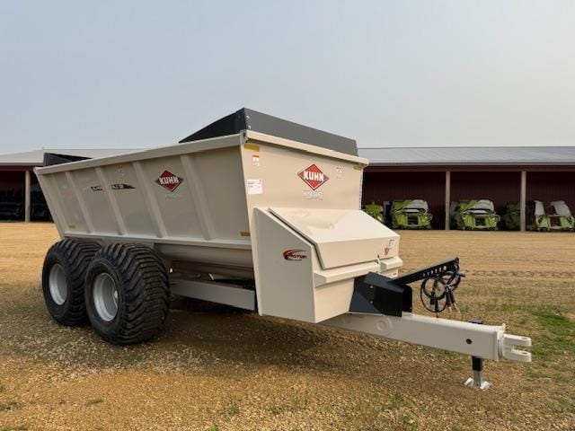 2025 Kuhn Knight SLC132 Equipment Image0