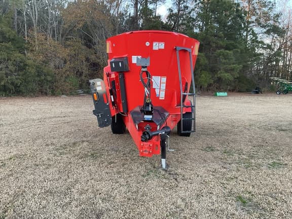 Image of Kuhn Knight VT 244 equipment image 2