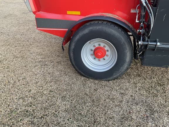 Image of Kuhn Knight VT 244 equipment image 3