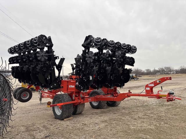 Image of Kuhn Krause Gladiator 1210PS-1230 equipment image 4