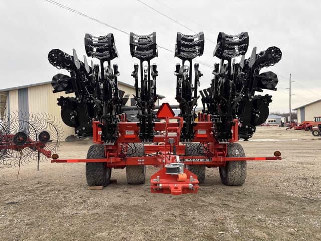 Image of Kuhn Krause Gladiator 1210PS-1230 equipment image 3