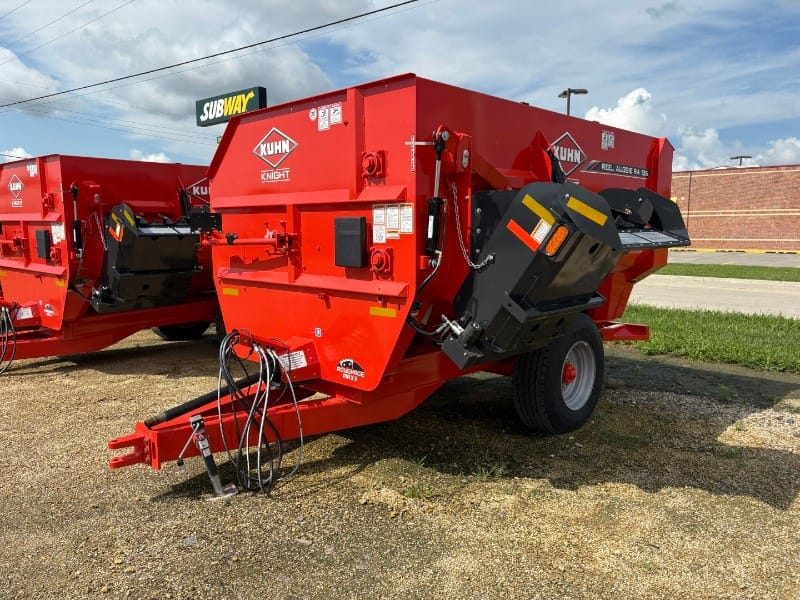 2025 Kuhn Knight RA136 Equipment Image0