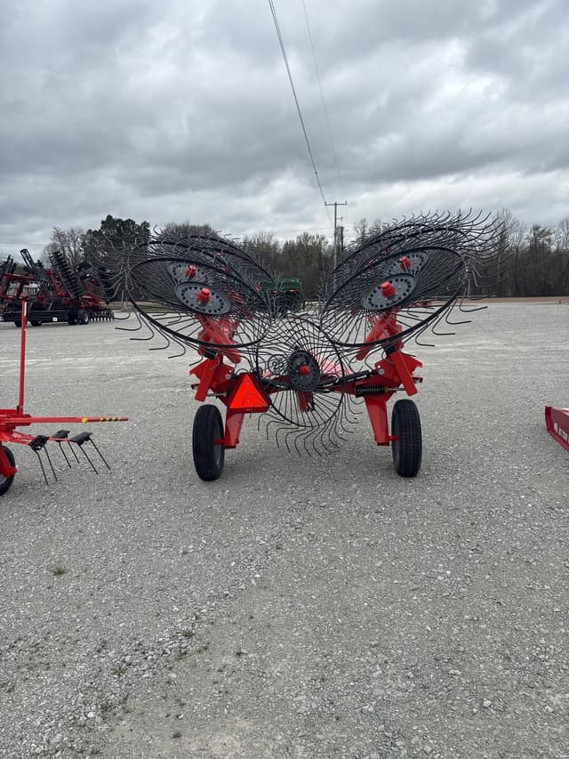 Image of Kuhn SR108 equipment image 3