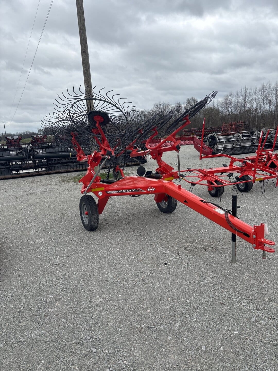 2025 Kuhn SR108 Equipment Image0