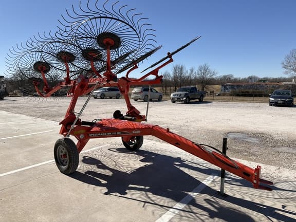 Image of Kuhn SR110 equipment image 4