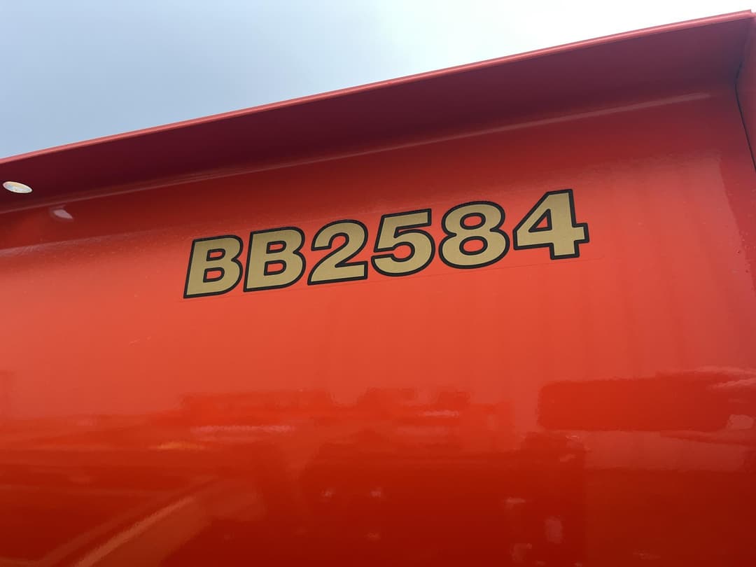 Image of Land Pride BB2584 Image 1