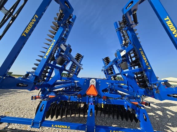 Image of Landoll VT 8-18 equipment image 3