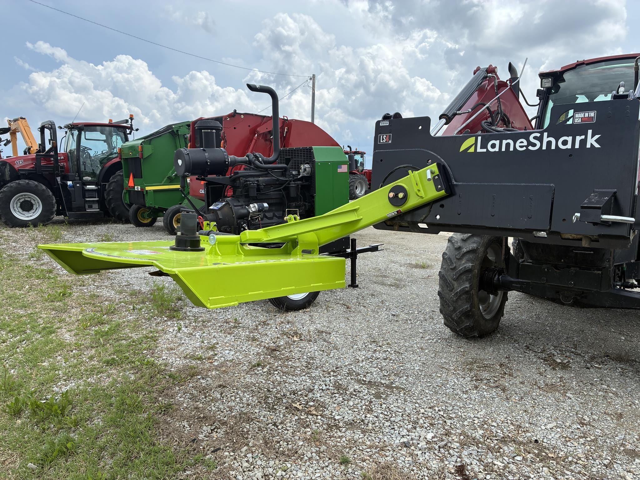 2025 Lane Shark LS-4 Equipment Image0