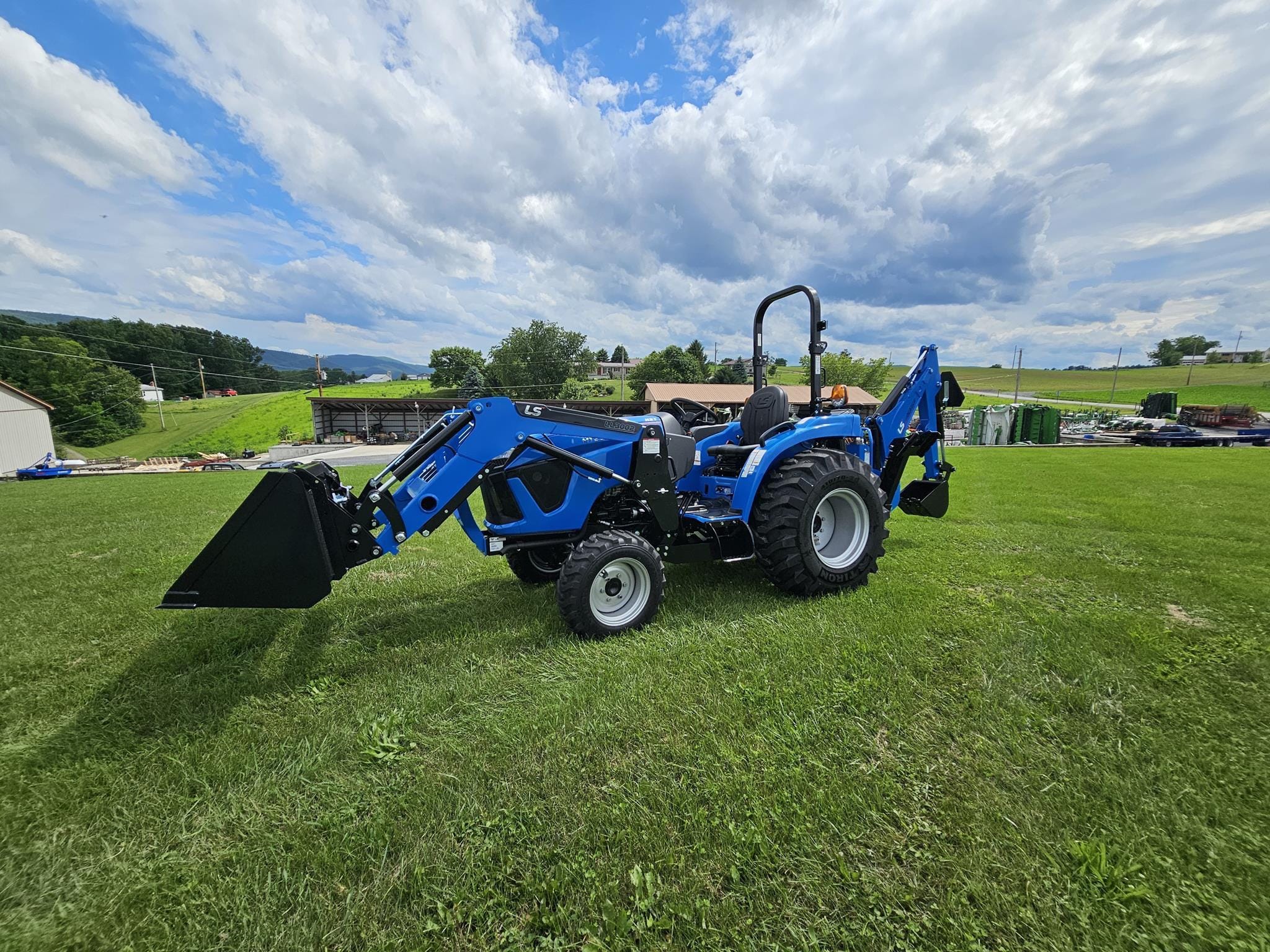 2025 LS MT226HE Equipment Image0