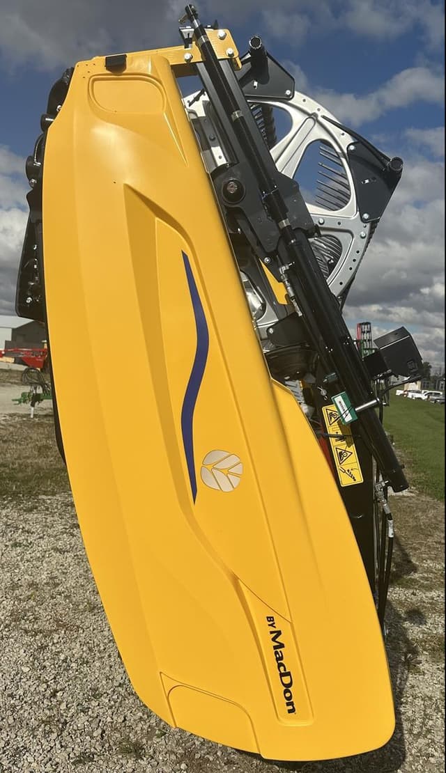 Image of MacDon FD230 equipment image 1