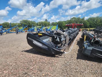 Main image MacDon FD235