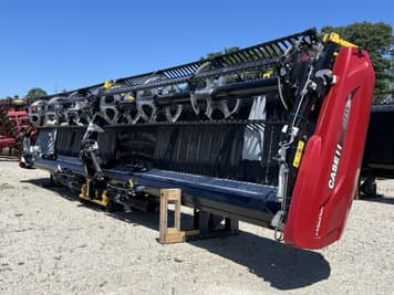 Main image MacDon FD235