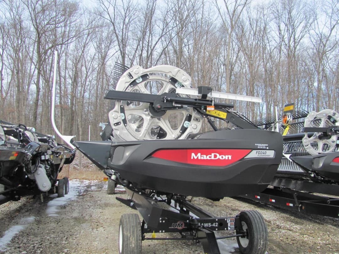 Image of MacDon FD240 Image 0