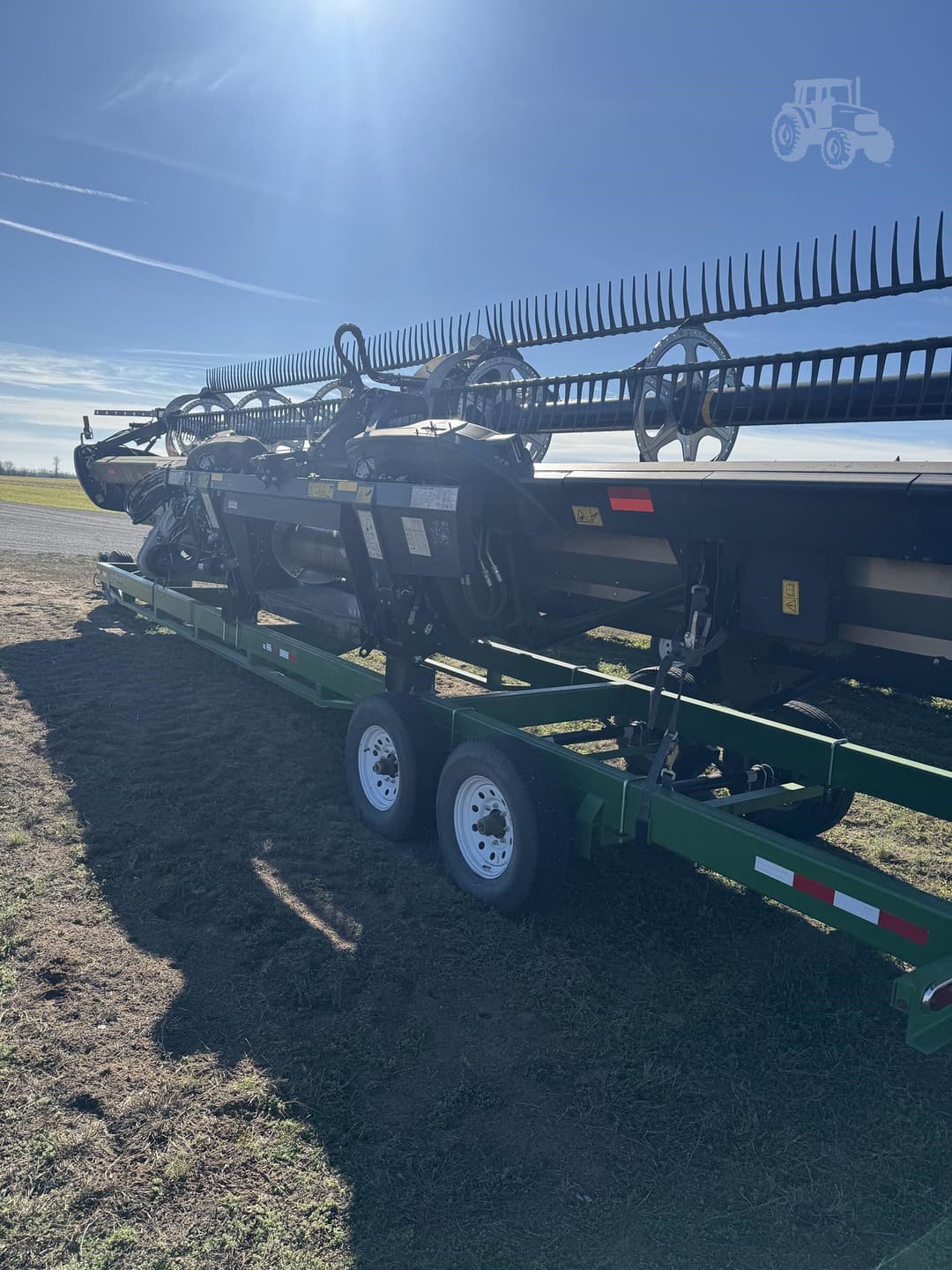 Image of MacDon FD240 Primary image