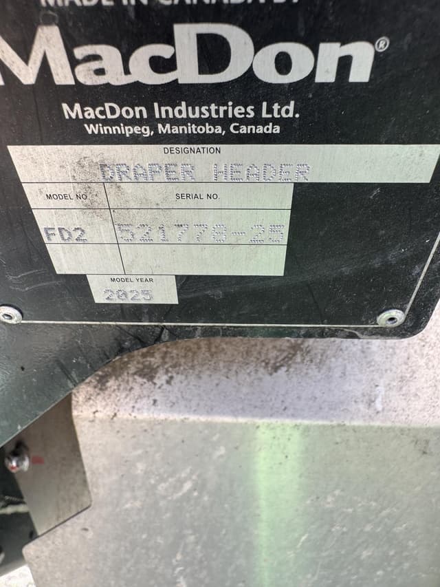 Image of MacDon FD240 equipment image 2