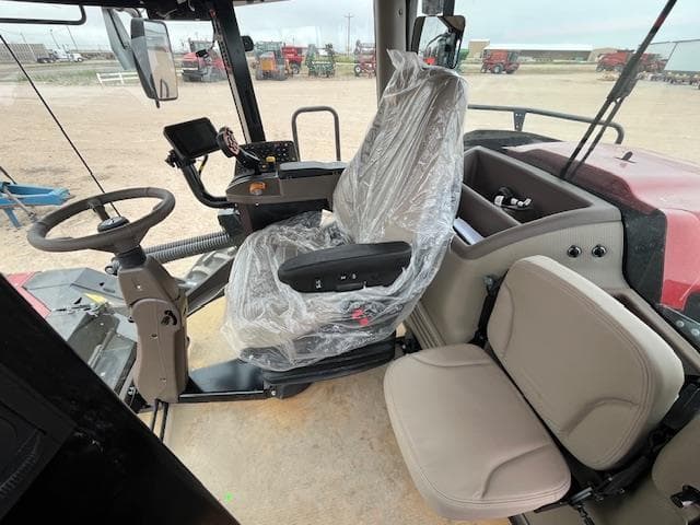 Image of MacDon M2260 equipment image 3