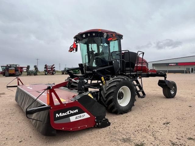 Image of MacDon M2260 equipment image 1