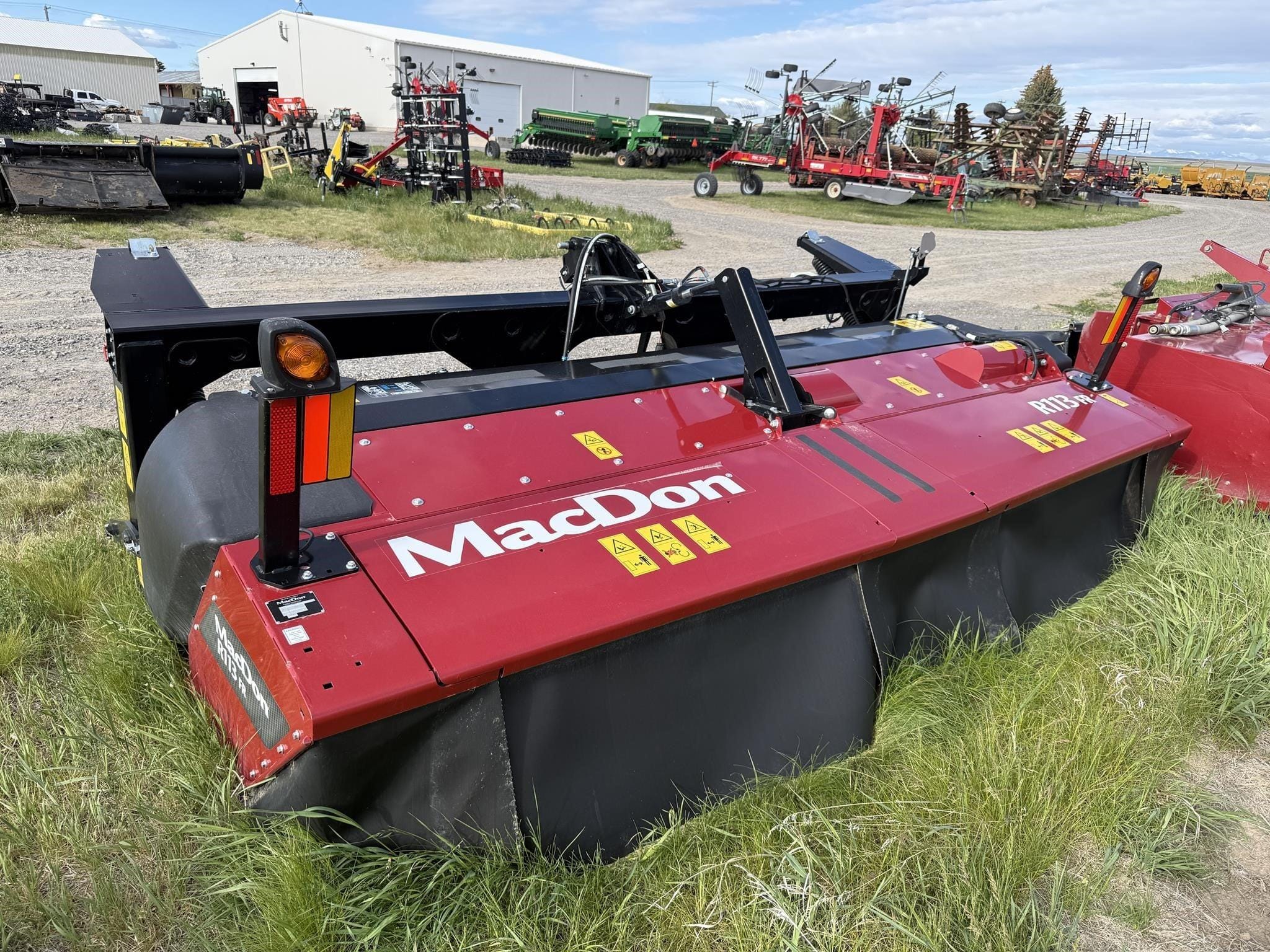 2025 MacDon R113  Equipment Image0