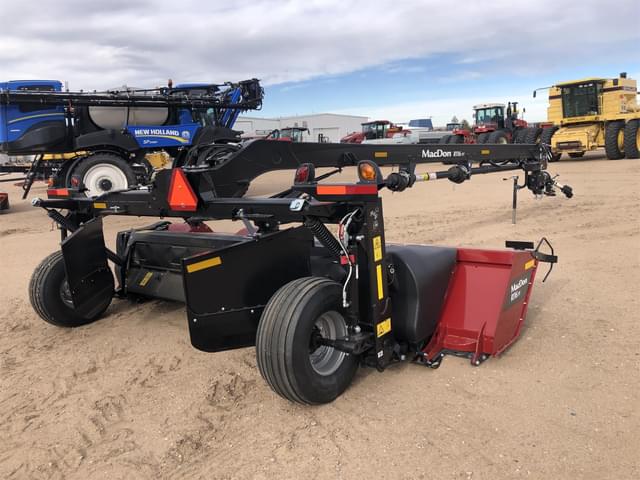 Image of MacDon R116 equipment image 3