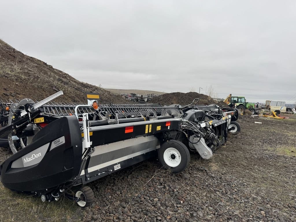 Image of MacDon FD240 Image 0