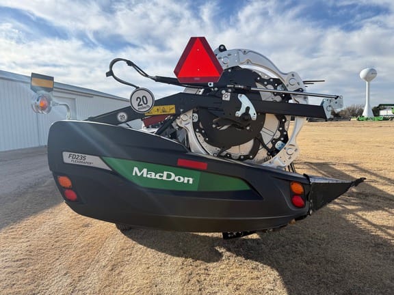 2025 MacDon FD235 Equipment Image0