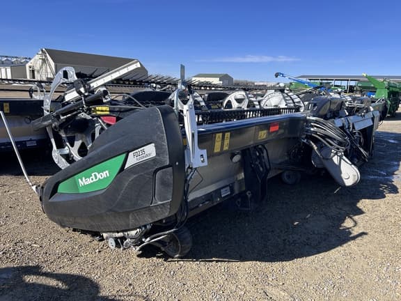 Image of MacDon FD235 equipment image 1