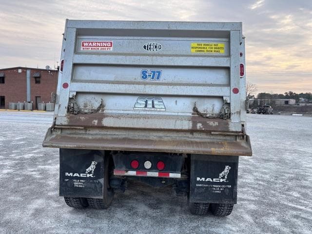 Image of Mack Granite 64FR equipment image 4