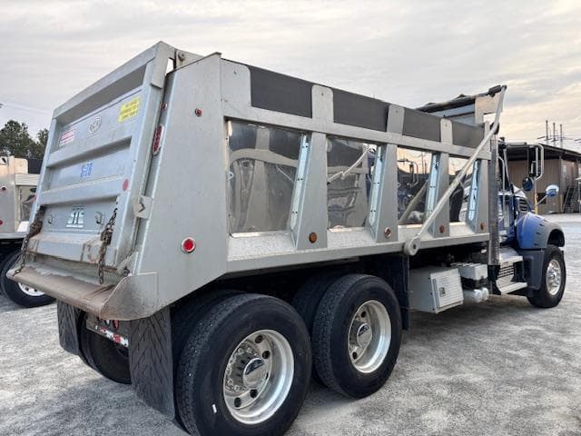 Image of Mack Granite 64FR equipment image 3