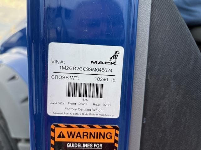 Image of Mack Granite 64FR equipment image 4