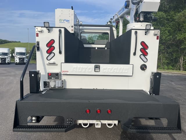 Image of Mack MD642 equipment image 2