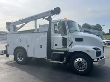 Main image Mack MD642