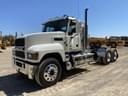 2025 Mack PI64T Image