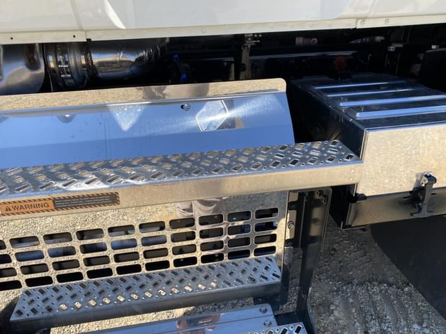 Image of Mack PI64T equipment image 4