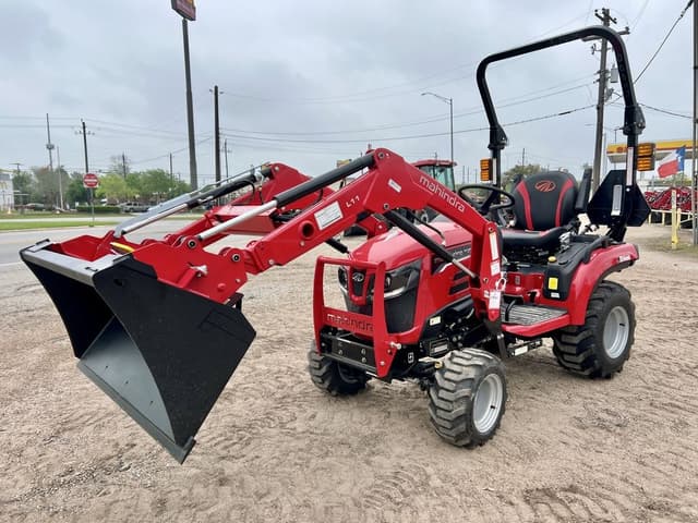 Image of Mahindra 1120 HST equipment image 1